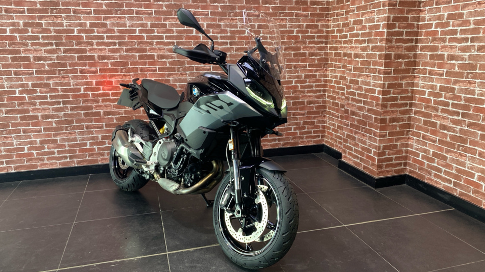 BMW F900 XR (25MY)